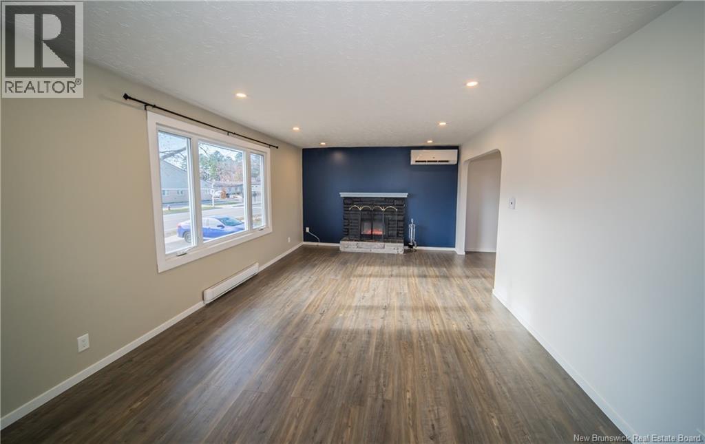 101 Sunset Drive, Fredericton, New Brunswick  E3A 1A2 - Photo 11 - NB130475