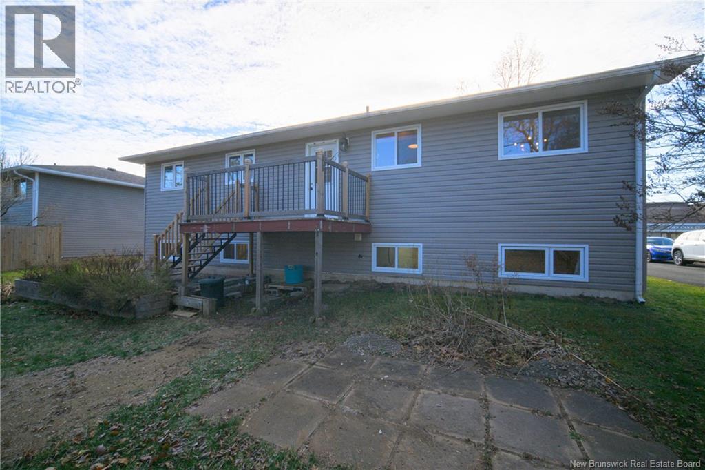 101 Sunset Drive, Fredericton, New Brunswick  E3A 1A2 - Photo 7 - NB130475