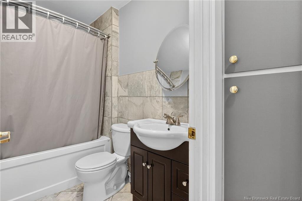 76 Leslie Street, Moncton, New Brunswick  E1C 6M5 - Photo 20 - NB130482