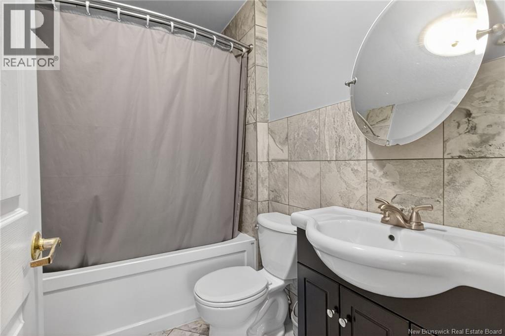 76 Leslie Street, Moncton, New Brunswick  E1C 6M5 - Photo 21 - NB130482