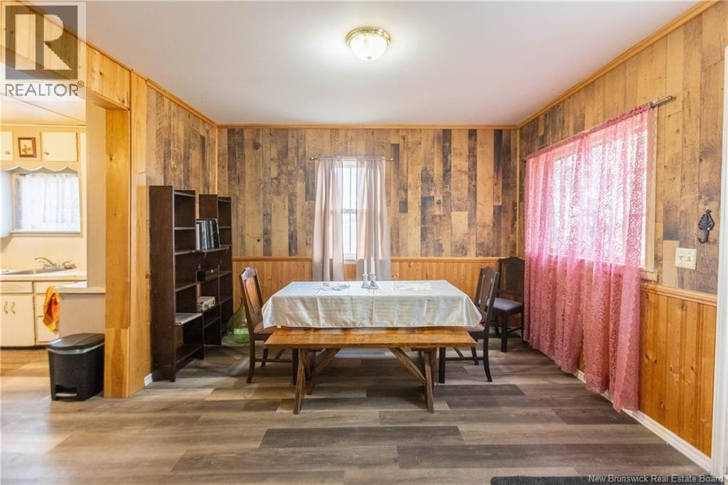 27 Richardson Street, Sackville, New Brunswick  E4L 4H7 - Photo 6 - NB130495