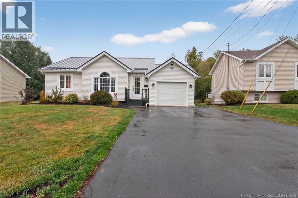 52 Frederic, Dieppe, New Brunswick  E1A 7H9 - Photo 5 - NB130504
