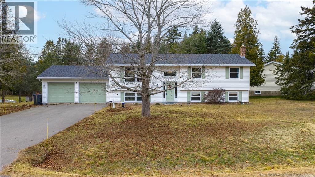 35 Peat Drive, Quispamsis, New Brunswick E2E 4R6 - Photo 2 - NB130435