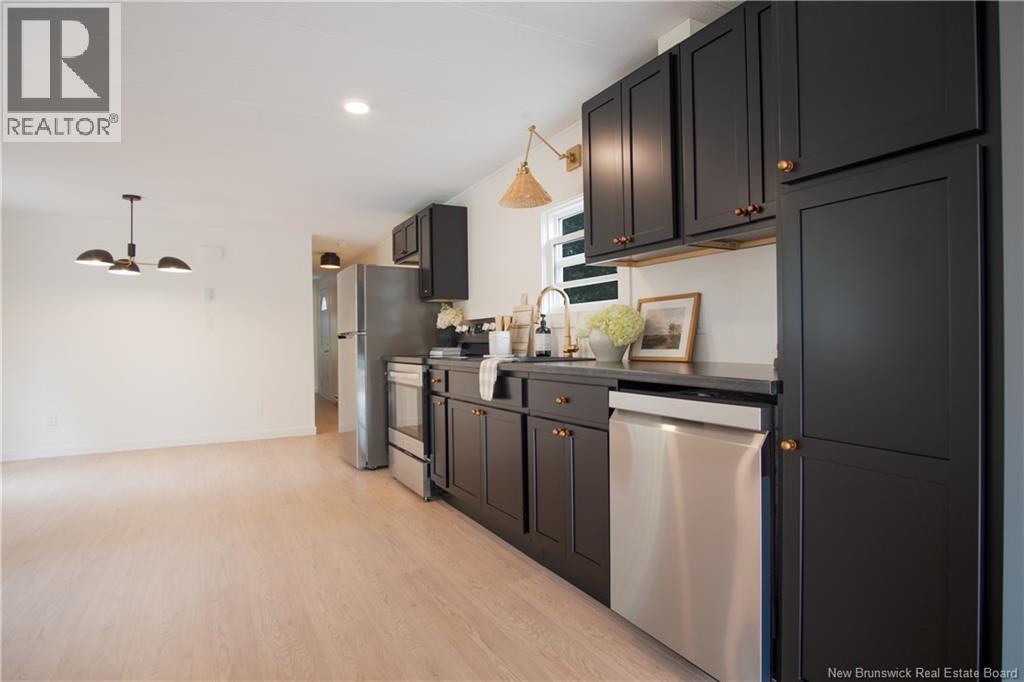 46 Hedgeview Drive, Fredericton, New Brunswick  E3B 6S2 - Photo 12 - NB130579