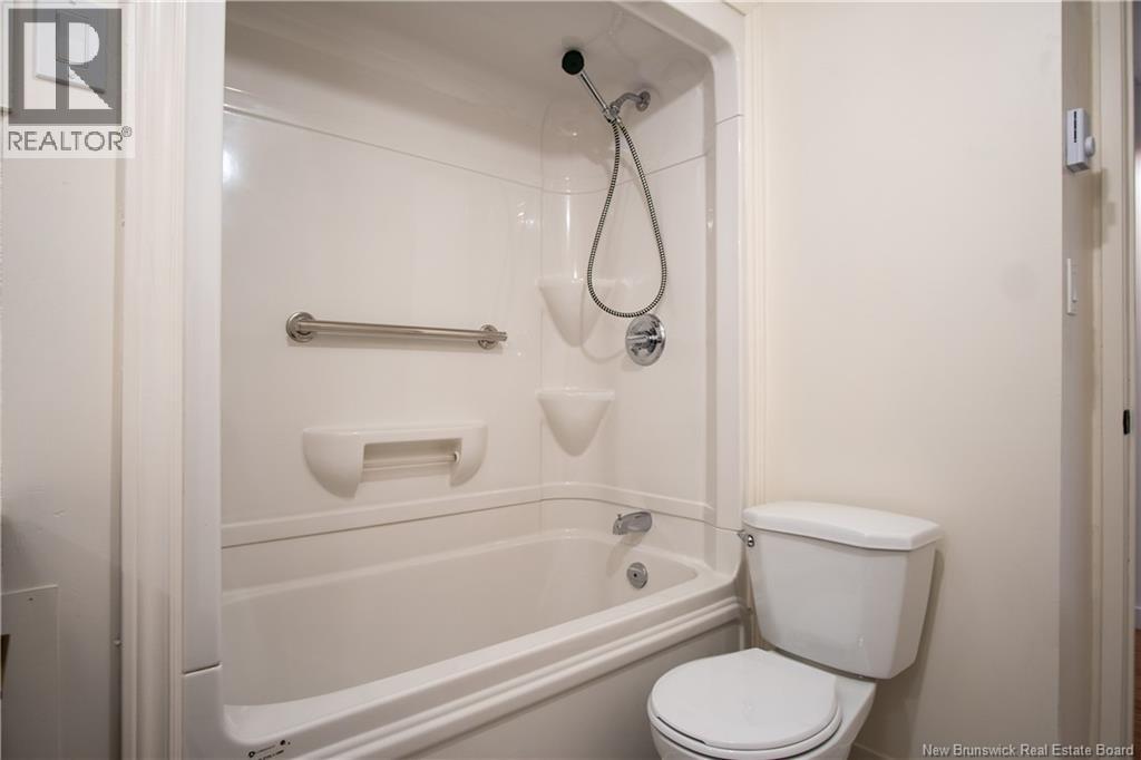 46 Hedgeview Drive, Fredericton, New Brunswick  E3B 6S2 - Photo 19 - NB130579
