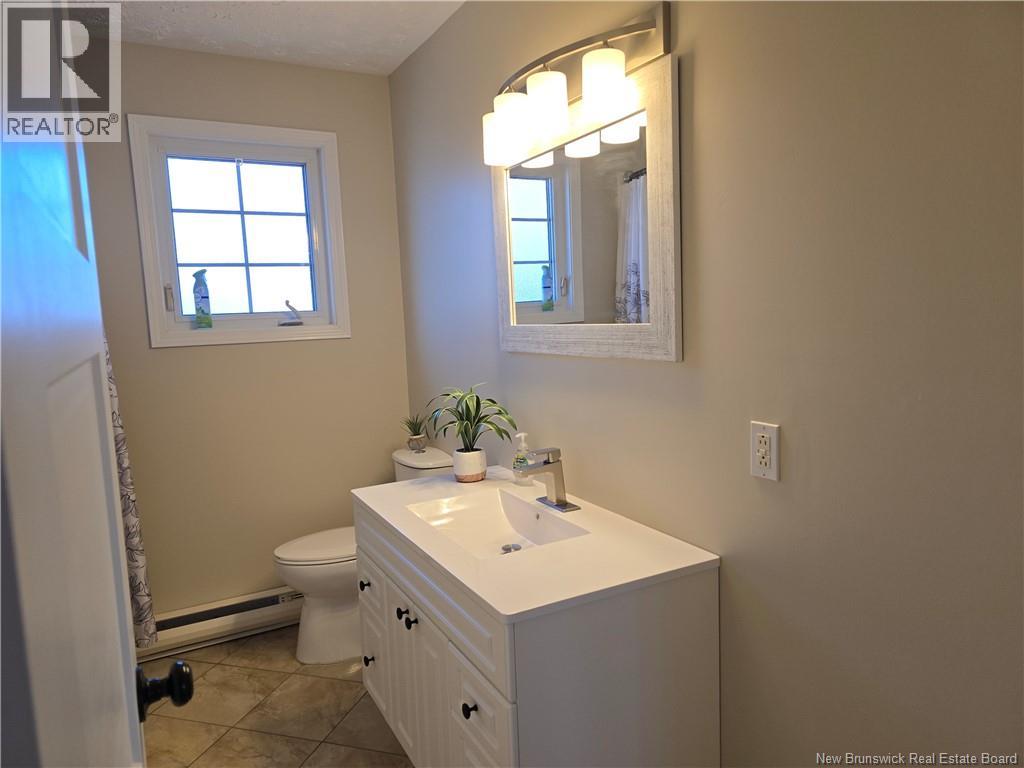 992 Principale, Beresford, New Brunswick  E8K 2H6 - Photo 19 - NB130540