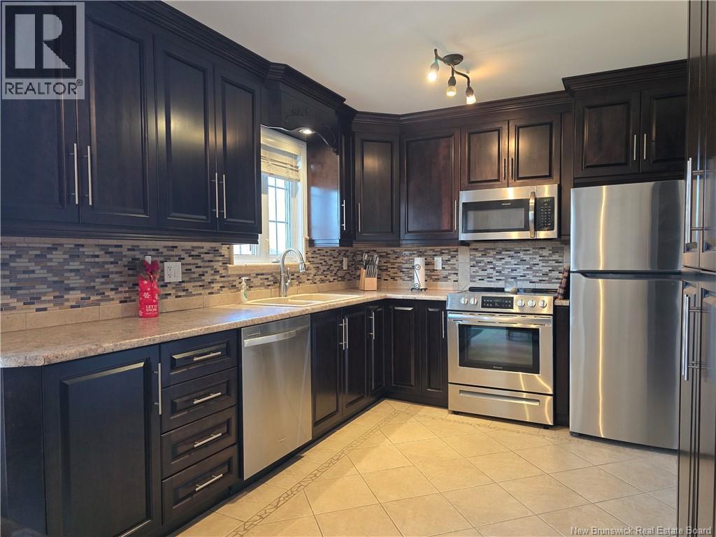 992 Principale, Beresford, New Brunswick  E8K 2H6 - Photo 24 - NB130540