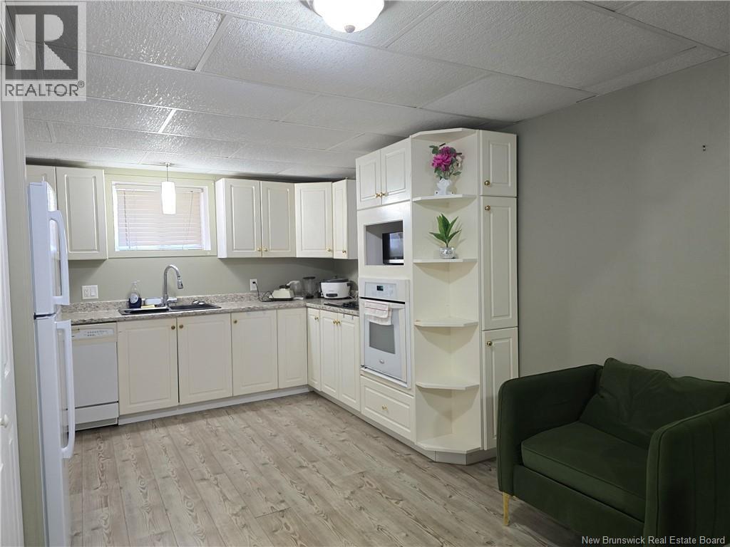 992 Principale, Beresford, New Brunswick  E8K 2H6 - Photo 27 - NB130540