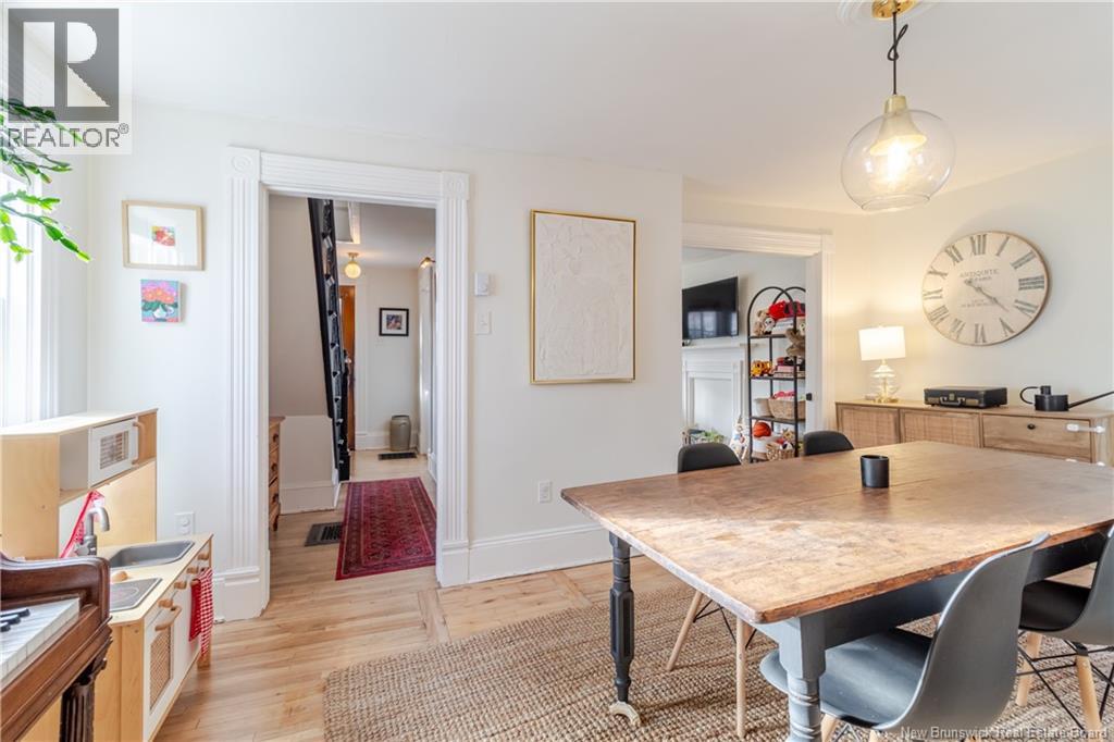 363 Charlotte Street, Fredericton, New Brunswick  E3B 1L6 - Photo 4 - NB130453