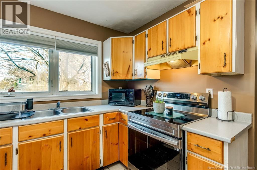 2437 Candace Street, Saint John, New Brunswick  E2L 2Z8 - Photo 11 - NB130094