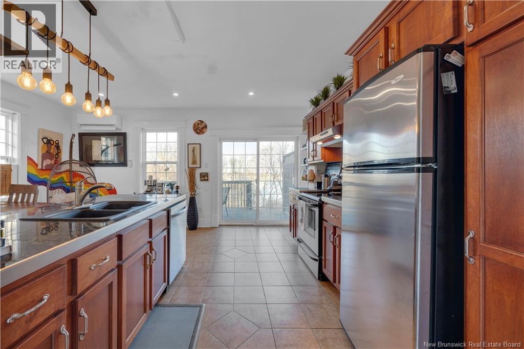 331 Lancaster Avenue, Saint John, New Brunswick E2M 2L3 - Photo 7 - NB130521