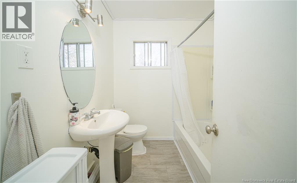 199 Glasier Road, Fredericton, New Brunswick  E3B 8L1 - Photo 27 - NB130594