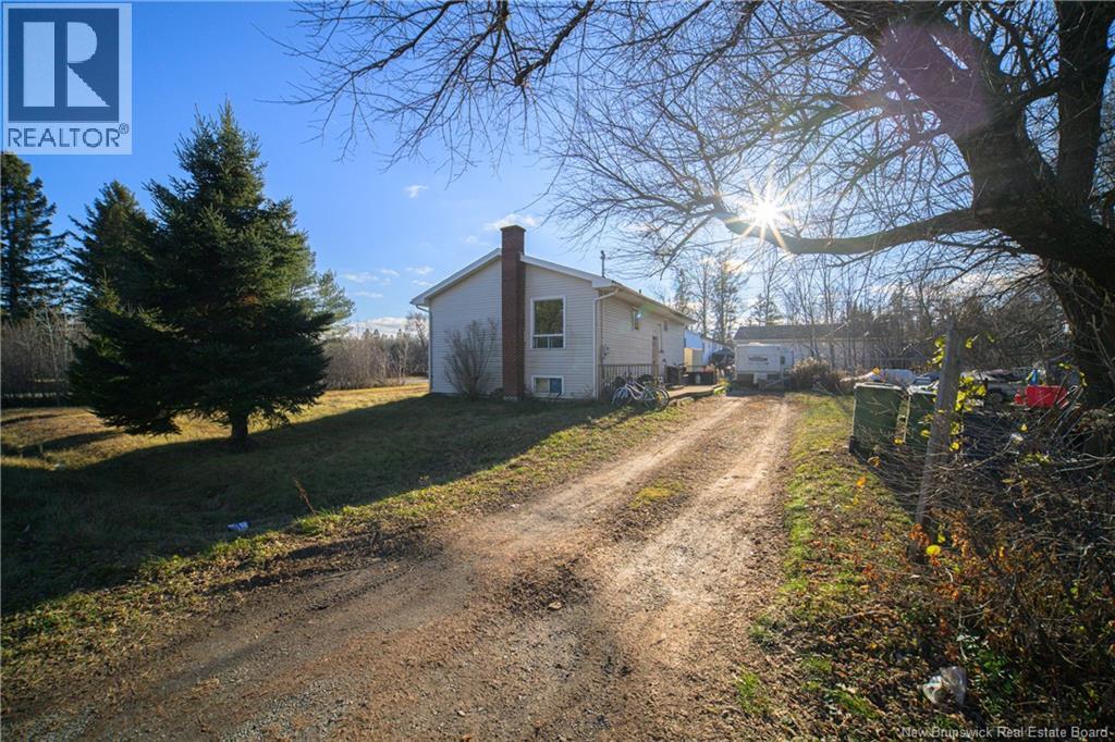 199 Glasier Road, Fredericton, New Brunswick  E3B 8L1 - Photo 9 - NB130594