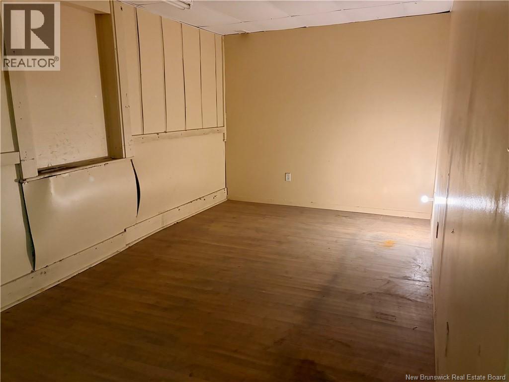 131 Renfrew, Dalhousie, New Brunswick E8E 2H8 - Photo 6 - NB130604