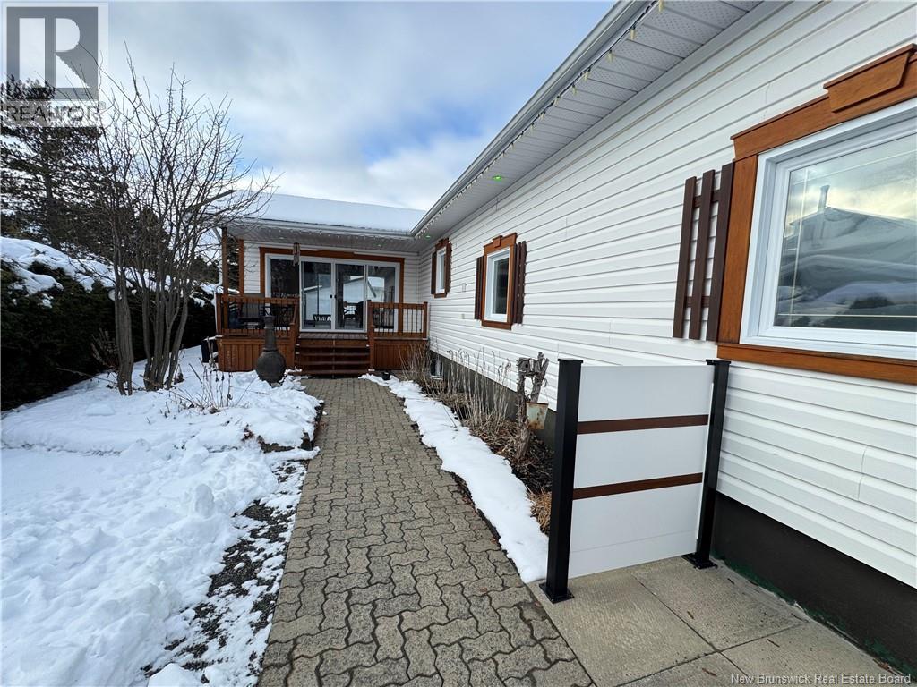 17 Rue Beauséjour, Saint-Quentin, New Brunswick  E8A 1B7 - Photo 32 - NB130617