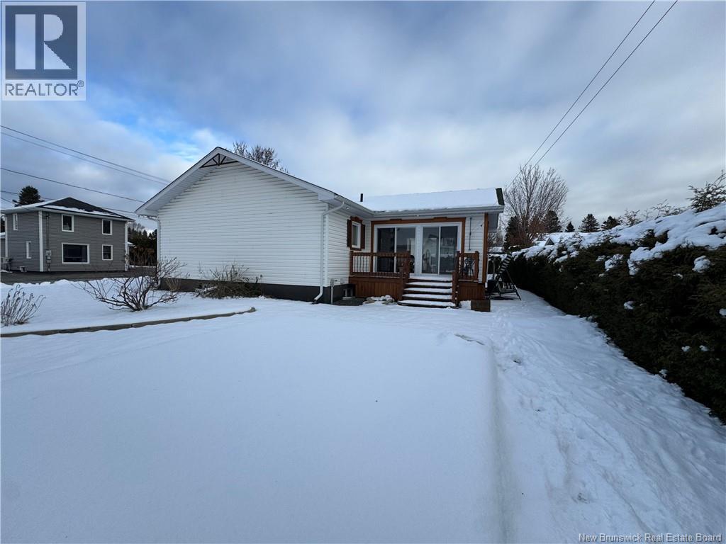 17 Rue Beauséjour, Saint-Quentin, New Brunswick  E8A 1B7 - Photo 35 - NB130617