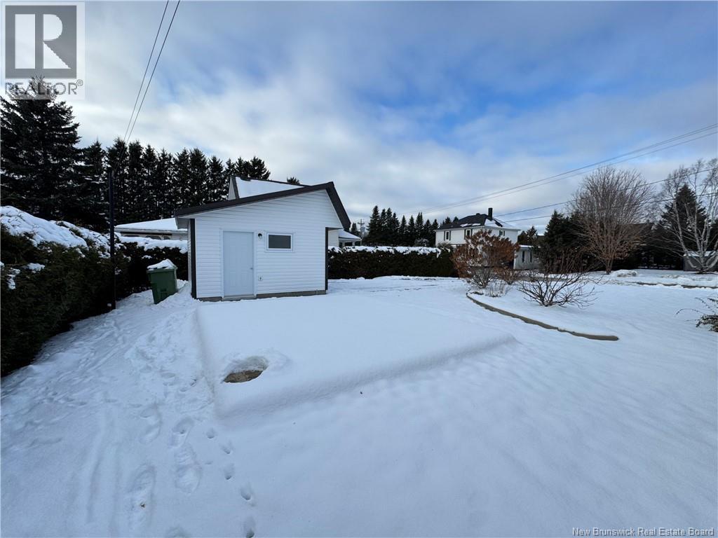 17 Rue Beauséjour, Saint-Quentin, New Brunswick  E8A 1B7 - Photo 37 - NB130617