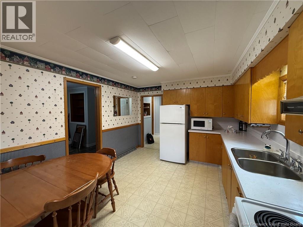 160 Elm Street, Woodstock, New Brunswick  E7M 1R9 - Photo 12 - NB130623