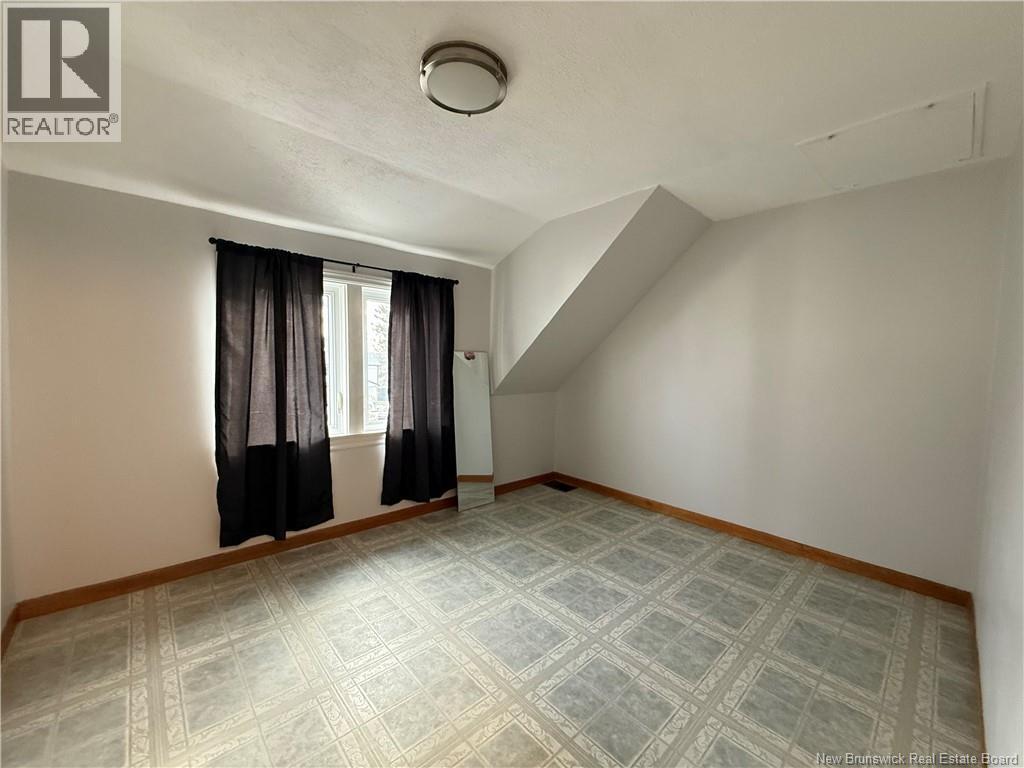 160 Elm Street, Woodstock, New Brunswick  E7M 1R9 - Photo 25 - NB130623
