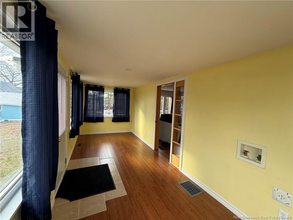 160 Elm Street, Woodstock, New Brunswick  E7M 1R9 - Photo 7 - NB130623