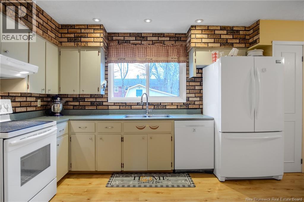 26 Fraser Avenue, Saint John, New Brunswick  E2N 1M3 - Photo 13 - NB130492