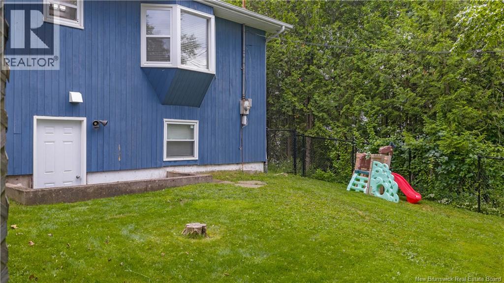 17 Maplecrest Drive, Rothesay, New Brunswick E2H 1K2 - Photo 10 - NB130519