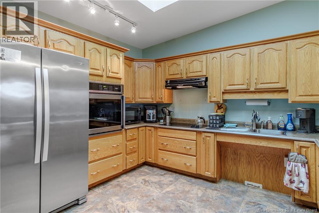 8 St Peters Court, Saint John, New Brunswick  E2K 5N4 - Photo 6 - NB130599
