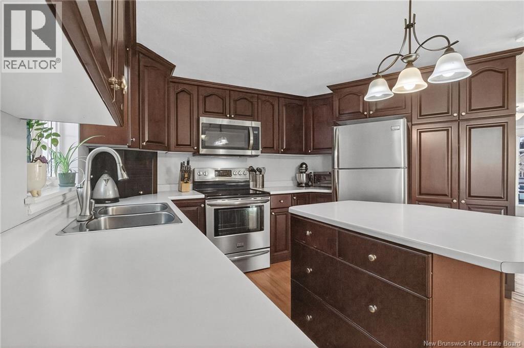 25 Cap Pele Court, Dieppe, New Brunswick  E1A 6Z2 - Photo 7 - NB130627