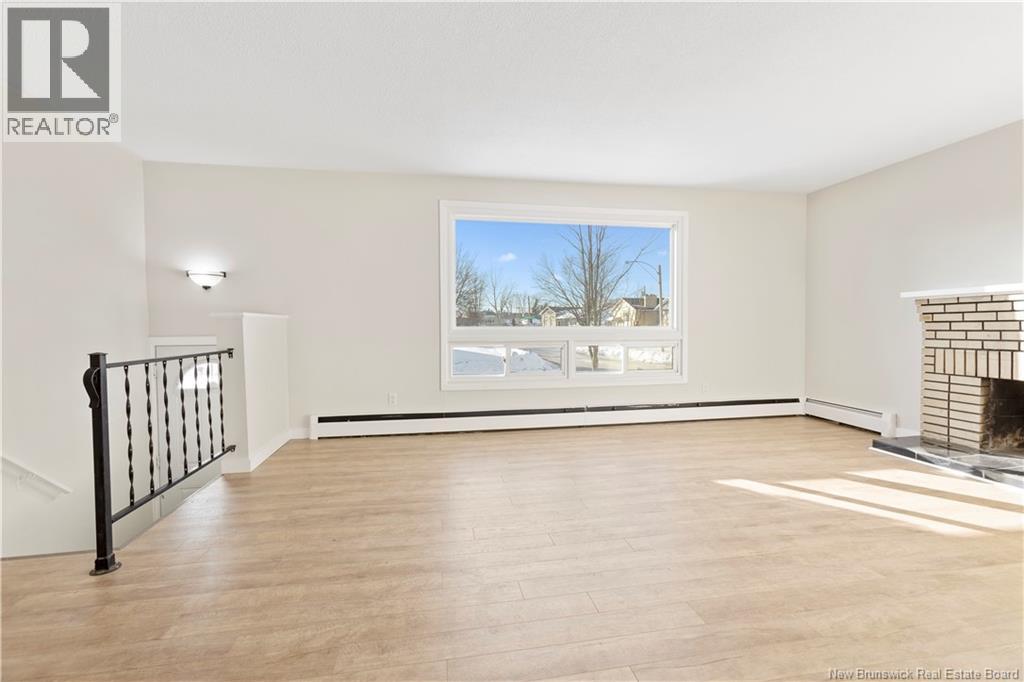 25-27 Whitney Avenue, Moncton, New Brunswick E1C 8C5 - Photo 7 - NB130641