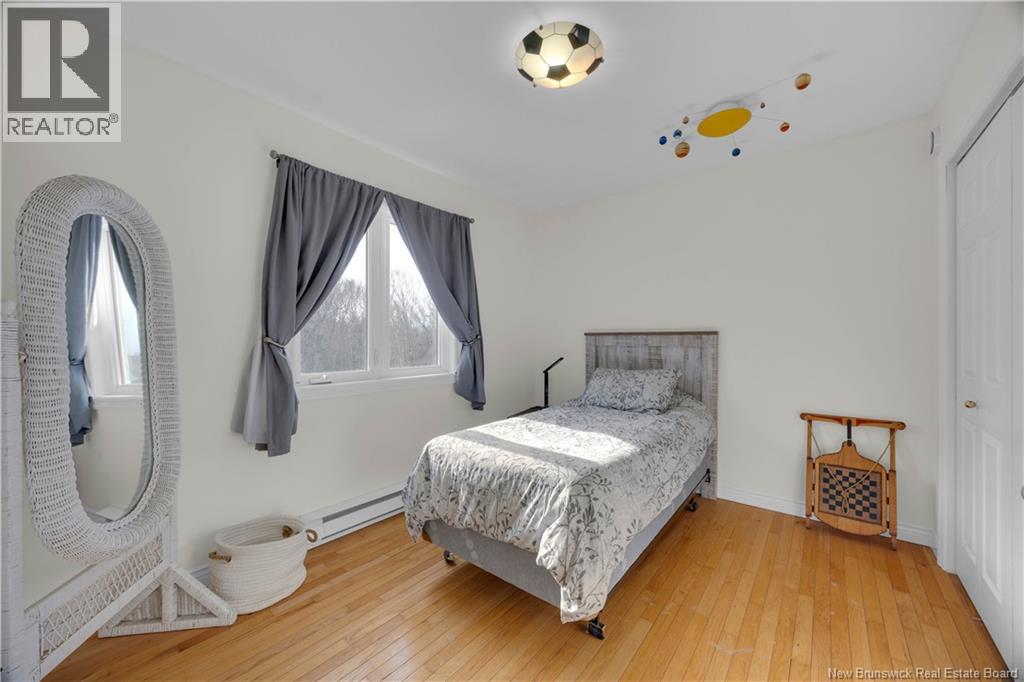 15 Valentine Boulevard, Saint John, New Brunswick  E2M 5G9 - Photo 17 - NB130264