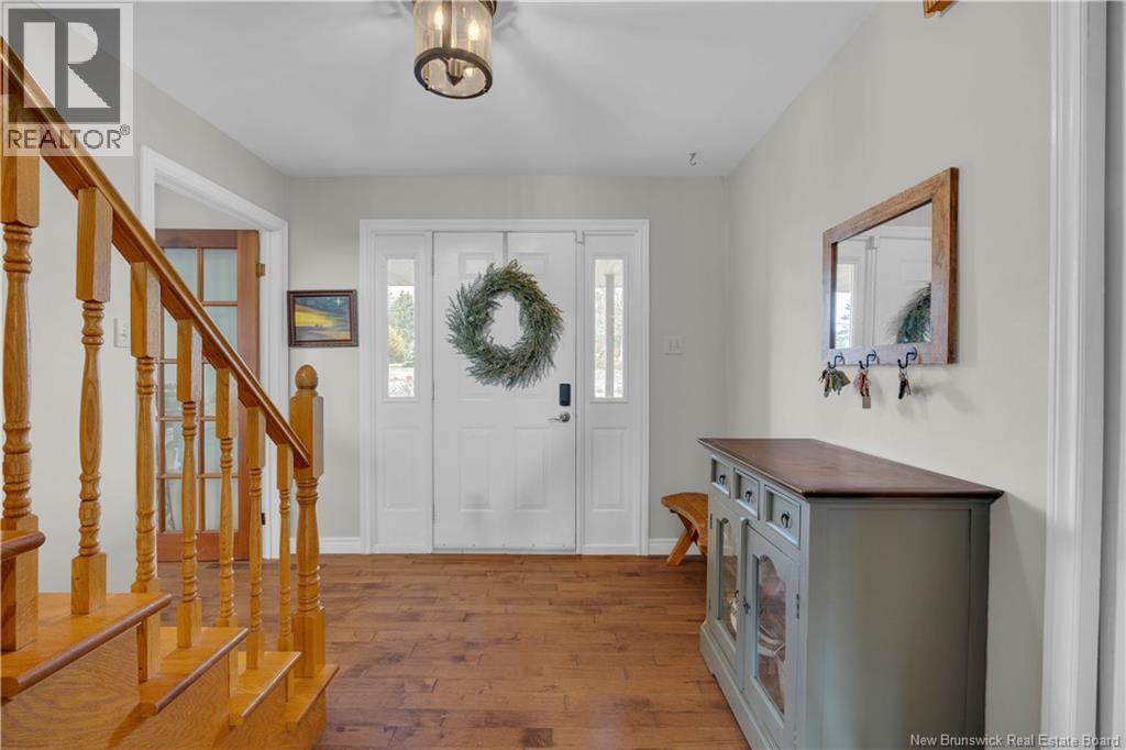 15 Valentine Boulevard, Saint John, New Brunswick  E2M 5G9 - Photo 2 - NB130264