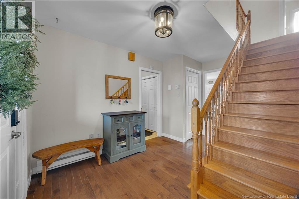 15 Valentine Boulevard, Saint John, New Brunswick  E2M 5G9 - Photo 3 - NB130264