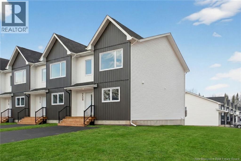 217 Donat Crescent, Dieppe, New Brunswick  E1A 7R4 - Photo 3 - NB130671