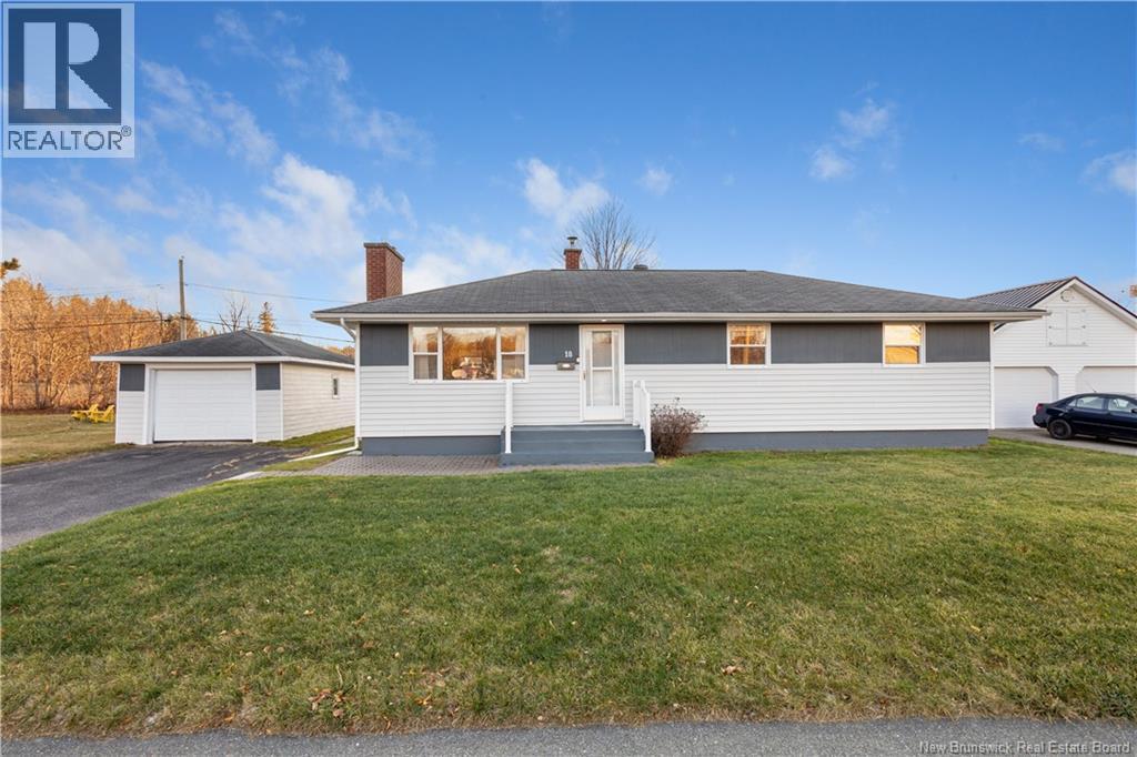 18 Park Drive, Miramichi, New Brunswick  E1N 2Y9 - Photo 1 - NB130619