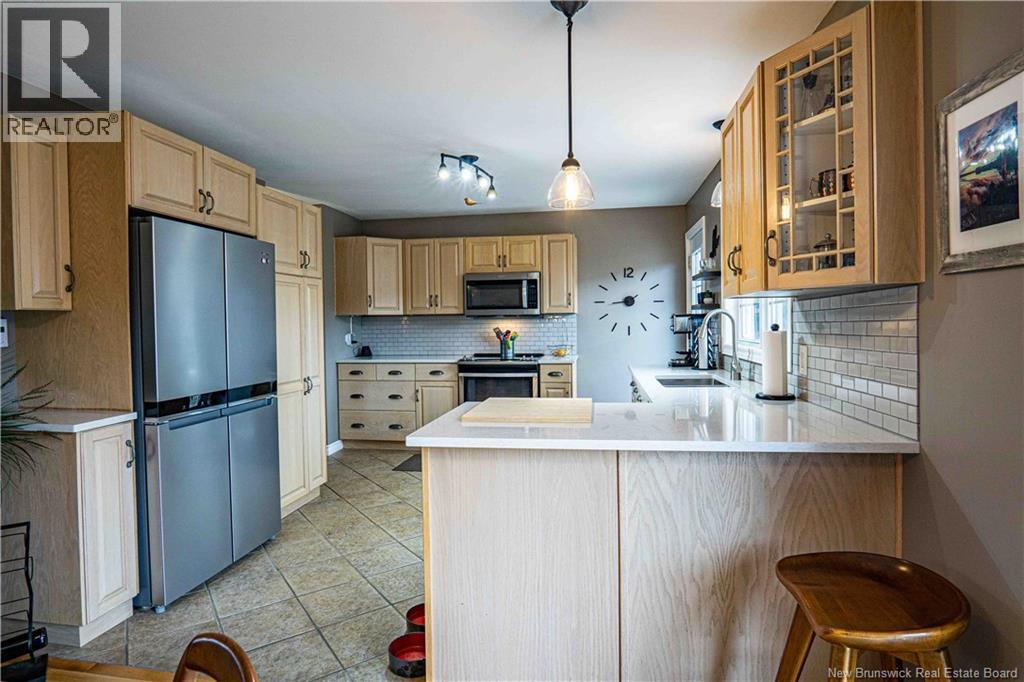 6 Sprucewood Drive, New Maryland, New Brunswick  E3C 1C7 - Photo 12 - NB130611