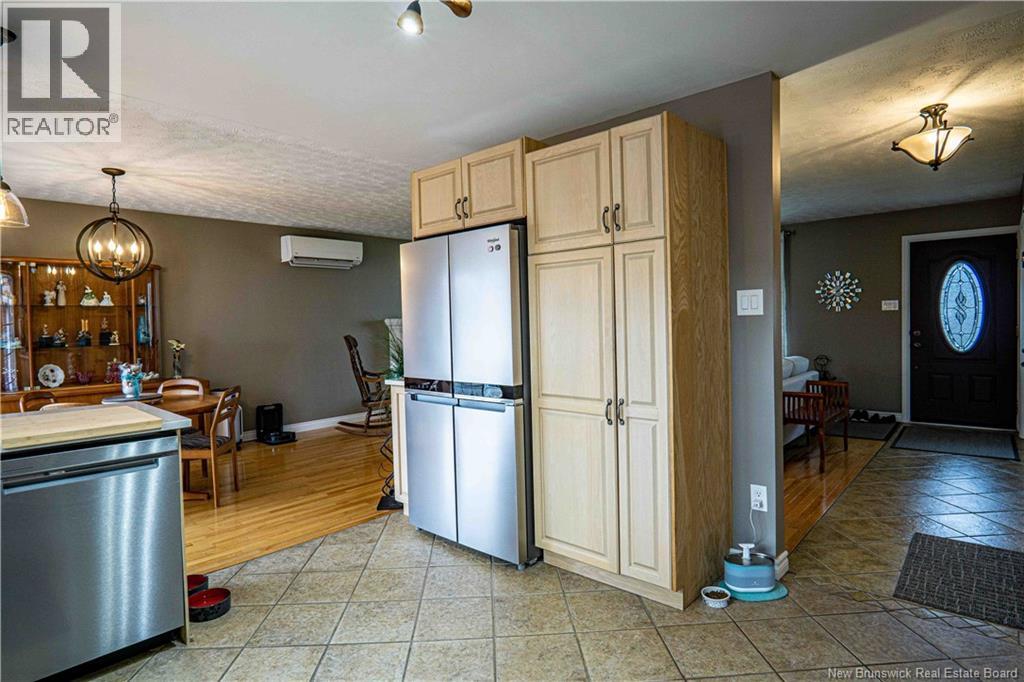 6 Sprucewood Drive, New Maryland, New Brunswick  E3C 1C7 - Photo 15 - NB130611