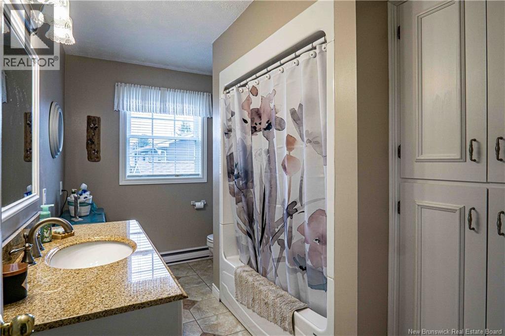 6 Sprucewood Drive, New Maryland, New Brunswick  E3C 1C7 - Photo 23 - NB130611