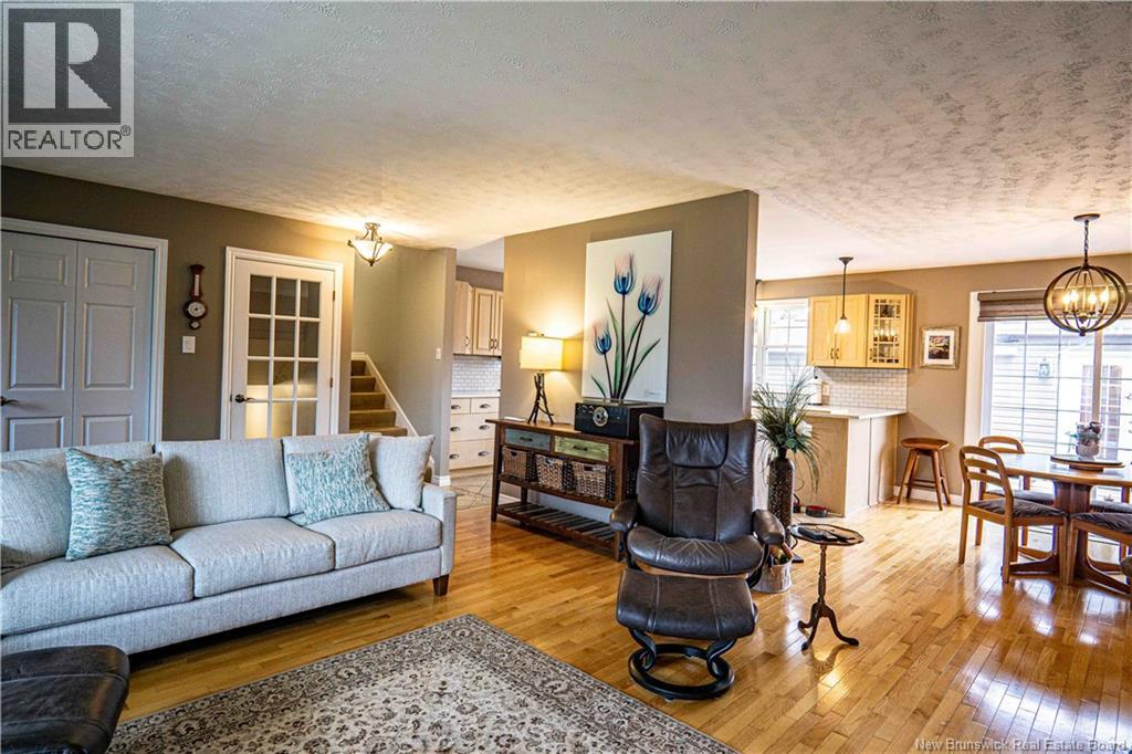 6 Sprucewood Drive, New Maryland, New Brunswick  E3C 1C7 - Photo 4 - NB130611