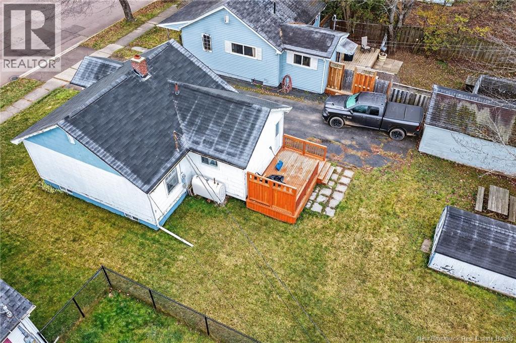 98 Jones Street, Moncton, New Brunswick E1C 6J6 - Photo 2 - NB130676