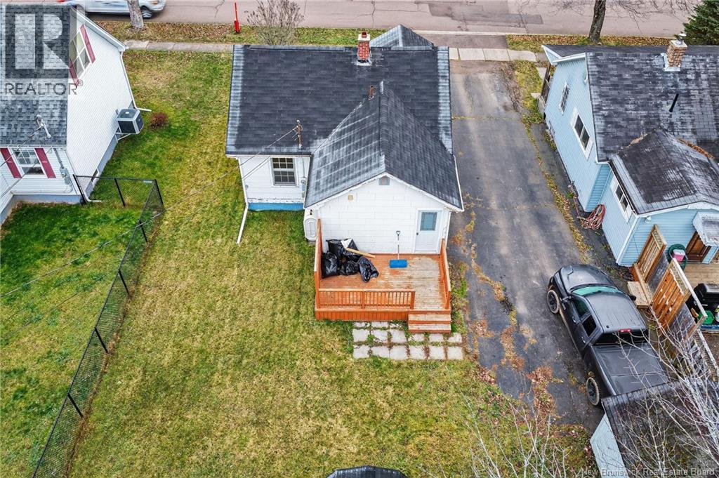 98 Jones Street, Moncton, New Brunswick E1C 6J6 - Photo 9 - NB130676