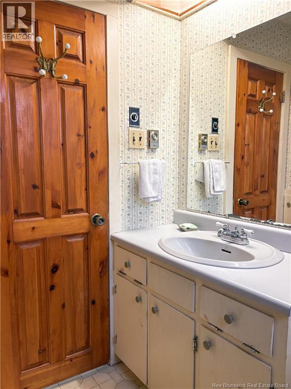 151 Chapel Street, Woodstock, New Brunswick  E7M 1G9 - Photo 24 - NB130651