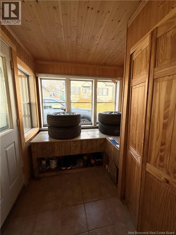 282 Mckenzie Street, Miramichi, New Brunswick  E1V 1V4 - Photo 4 - NB130592