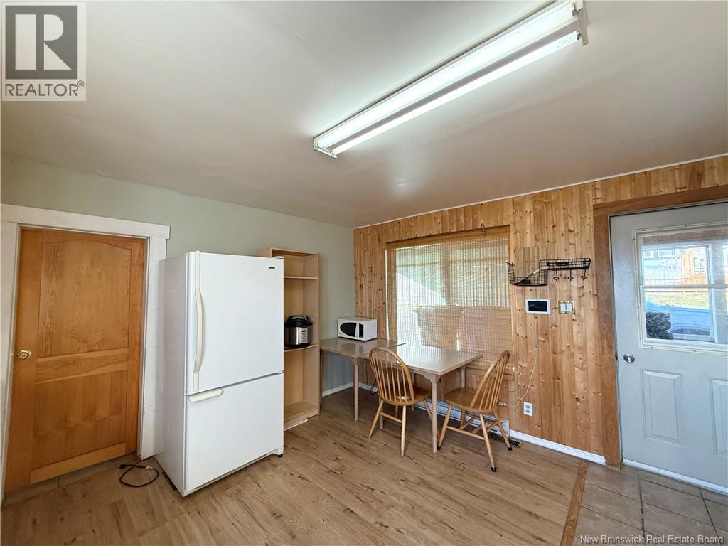 282 Mckenzie Street, Miramichi, New Brunswick  E1V 1V4 - Photo 5 - NB130592