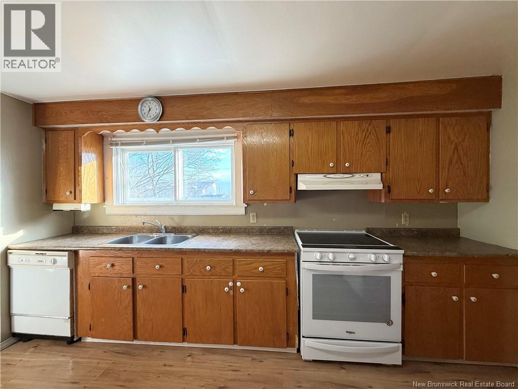 282 Mckenzie Street, Miramichi, New Brunswick  E1V 1V4 - Photo 7 - NB130592