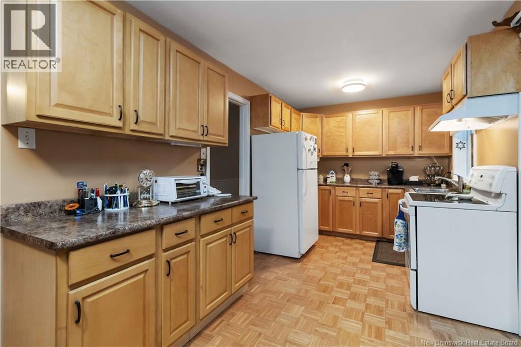 37 Baldwin Street, Riverview, New Brunswick  E1B 3C9 - Photo 10 - NB130066