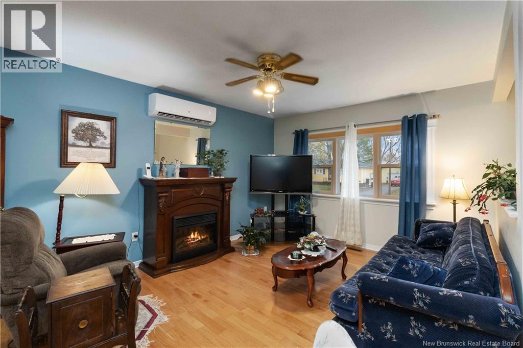 37 Baldwin Street, Riverview, New Brunswick  E1B 3C9 - Photo 5 - NB130066