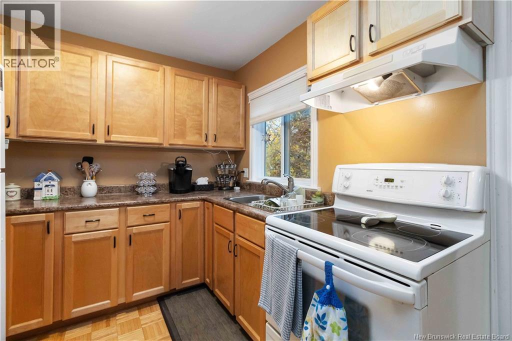 37 Baldwin Street, Riverview, New Brunswick  E1B 3C9 - Photo 9 - NB130066