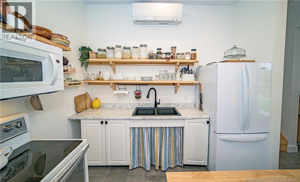 97 Lyndsay Lane, New Market, New Brunswick  E6K 0A7 - Photo 10 - NB130674