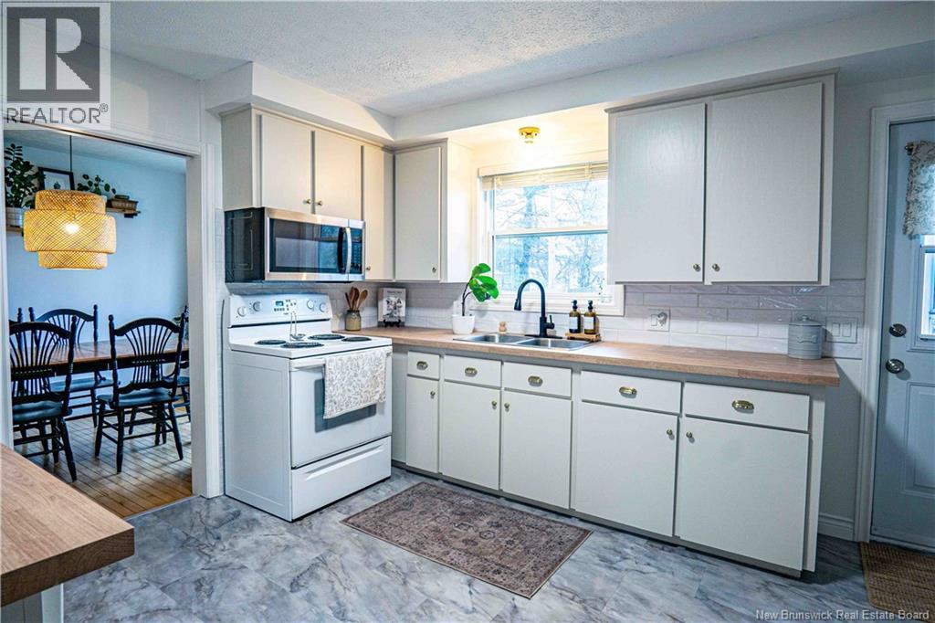 190 Gulliver Drive, Fredericton, New Brunswick E3A 3C5 - Photo 13 - NB130312