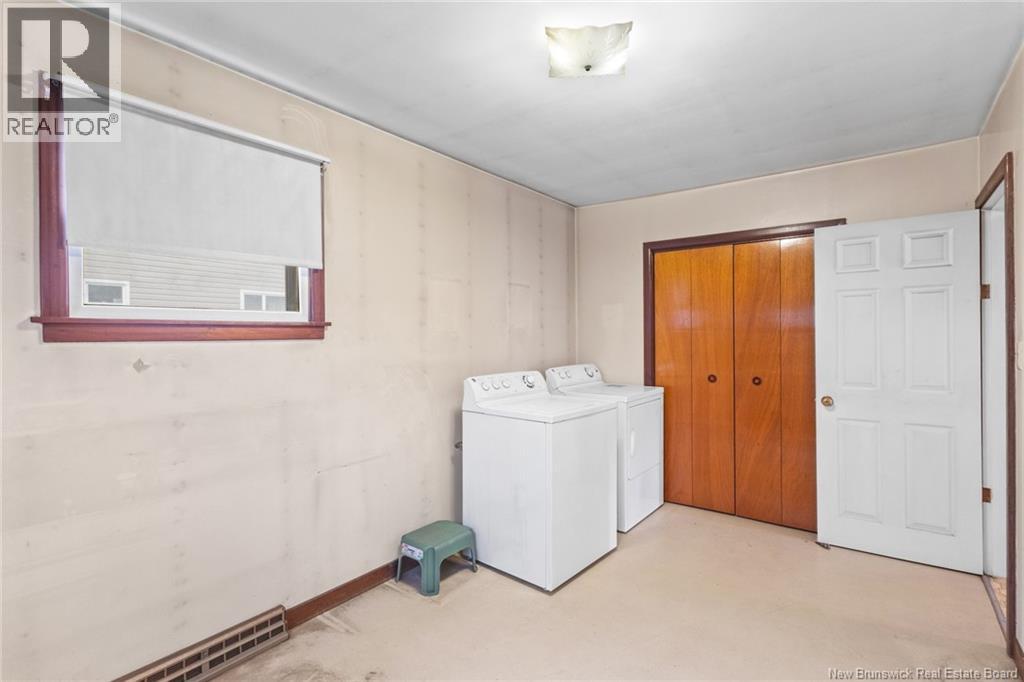 27 Young Street, Fredericton, New Brunswick  E3A 3Y3 - Photo 17 - NB130700